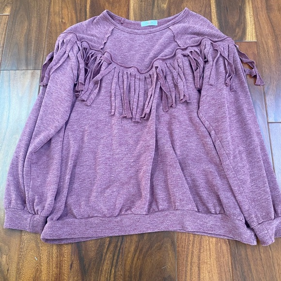 Distressed Maroon Fringe Long Sleeve Top. Size Medium - Picture 1 of 6